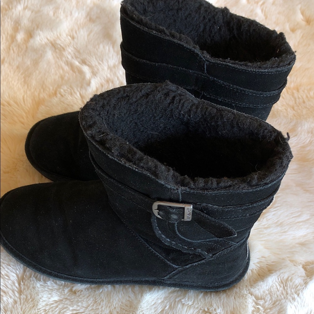 BearPaw Black Winter Boots